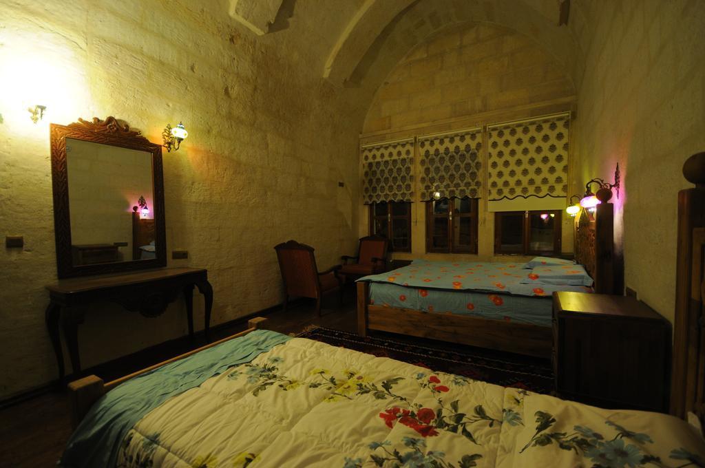 Kardesler Cave Hotel Ürgüp Rum bild