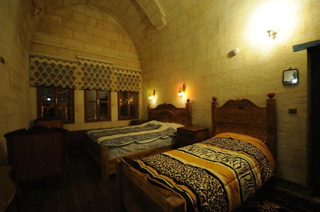 Kardesler Cave Hotel Ürgüp Rum bild