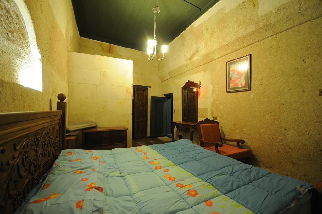 Kardesler Cave Hotel Ürgüp Rum bild