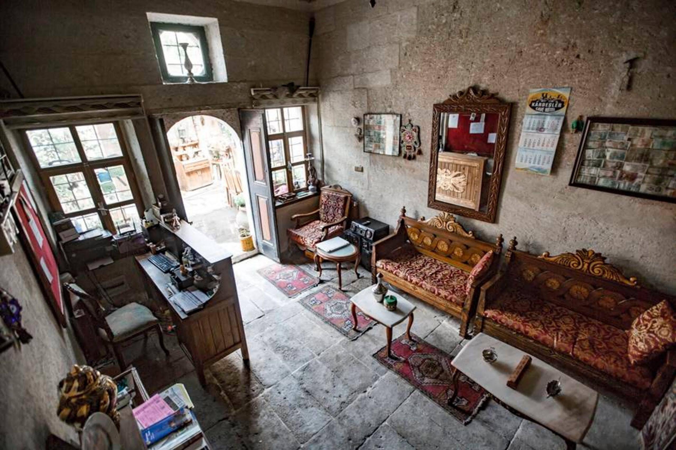 Kardesler Cave Hotel Ürgüp Exteriör bild